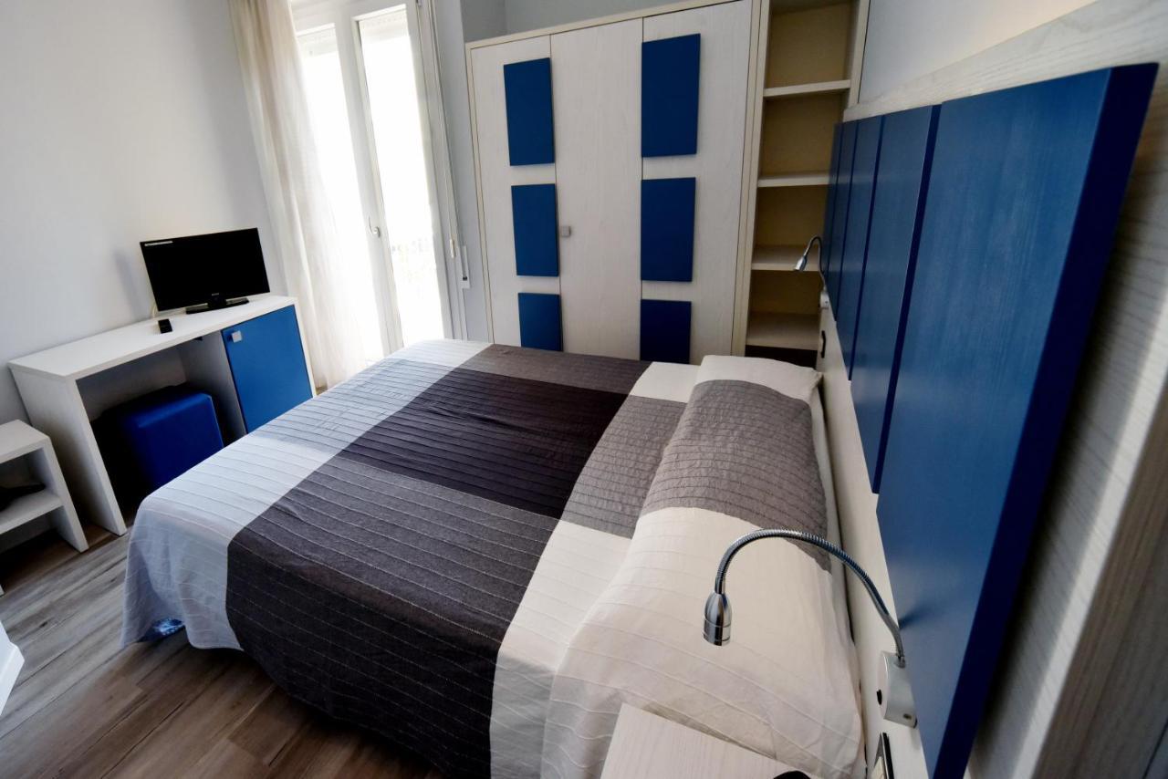 Hotel Mirabella リッチョーネ エクステリア 写真