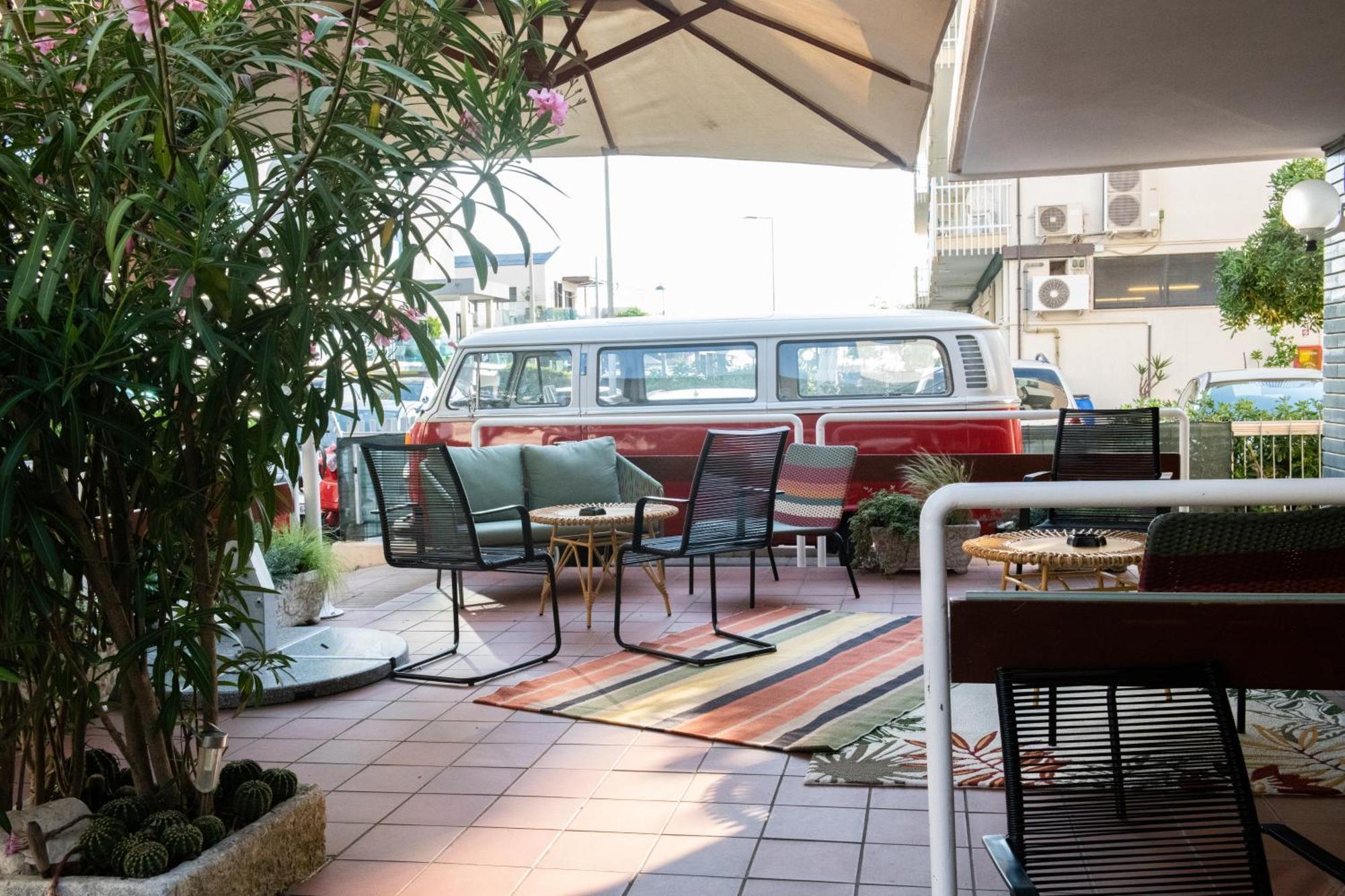 Hotel Mirabella リッチョーネ エクステリア 写真