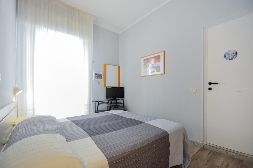 Hotel Mirabella リッチョーネ エクステリア 写真